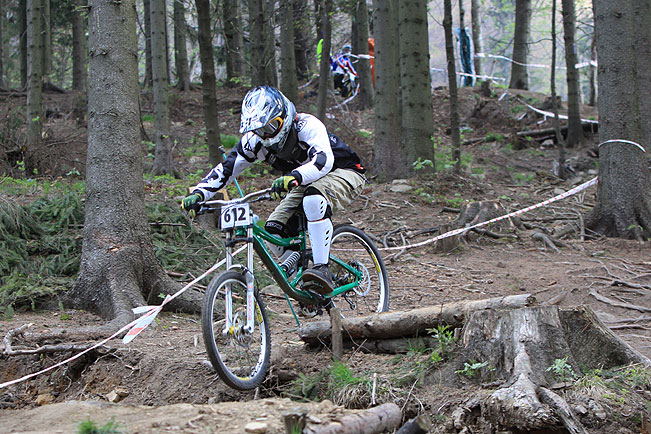 Galeria: Diverse Downhill Contest Stożek 2011 trening