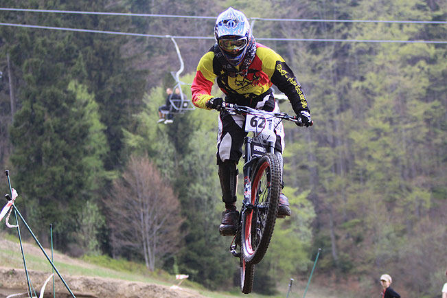 Galeria: Diverse Downhill Contest Stożek 2011 trening