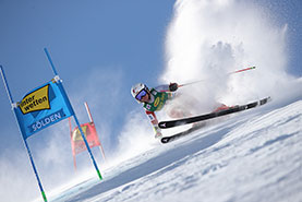 Team kobiet Atomica w Soelden