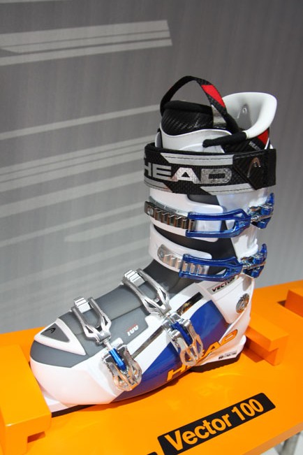 Galeria: Buty Head z kolekcji 10/11