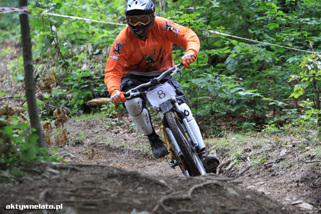 Galeria: Mistrzostwa Polski Diverse Downhill Contest 2011
