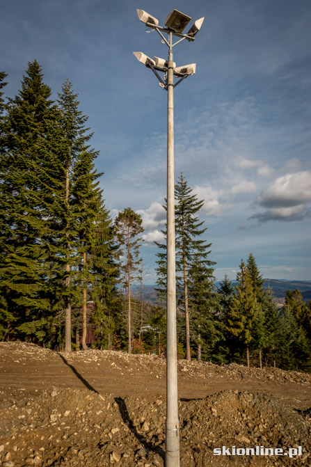 Galeria: Pilsko, Korbielów budowa krzesła 8.11.2013