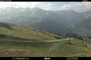 Kamera Val di Fassa Pozza di Fassa-Aloch-Buffaure Arrivo della segg Pala del Geiger