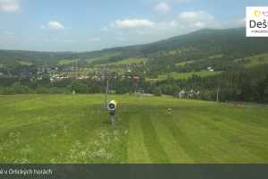 Kamera Deštné v O.h.  DeĹĄtnĂŠ v OrlickĂ˝ch horĂĄch (LIVE Stream)