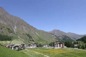 Kamera Samnaun  Samnaun - Dorf