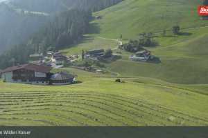 Kamera SkiWelt Wilder Kaiser - Brixental Bergstation Gondelbahn (LIVE Stream)