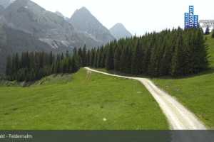 Kamera Ehrwald Ehrwalder Almbahn - Tiroler Zugspitz Are Feldernalm (LIVE Stream)