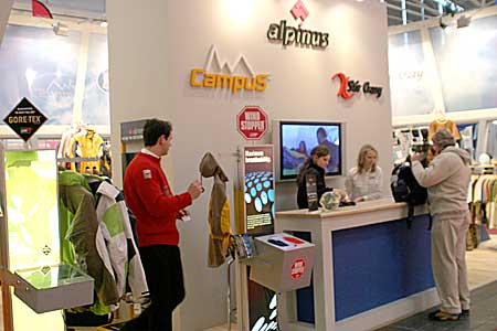 Stoisko Euromark na ispo winter 06 fot. skionline.pl Stoisko Euromark na ispo winter 06 fot. skionline.pl
