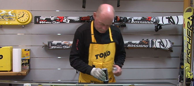 Tuning nart cz. 5 - Smarowanie na gorąco - prezentuje Marek Żurawiecki Tuning nart cz. 5 - Smarowanie na gorąco - prezentuje Marek Żurawiecki