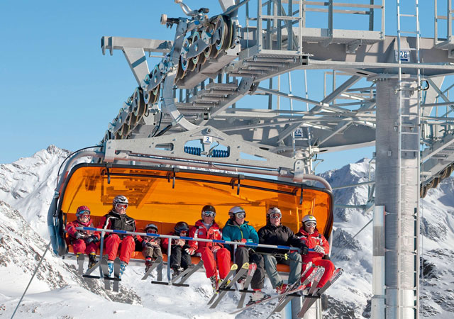 Nowe krzesło na lodowcu Stubai Nowe krzesło na lodowcu Stubai