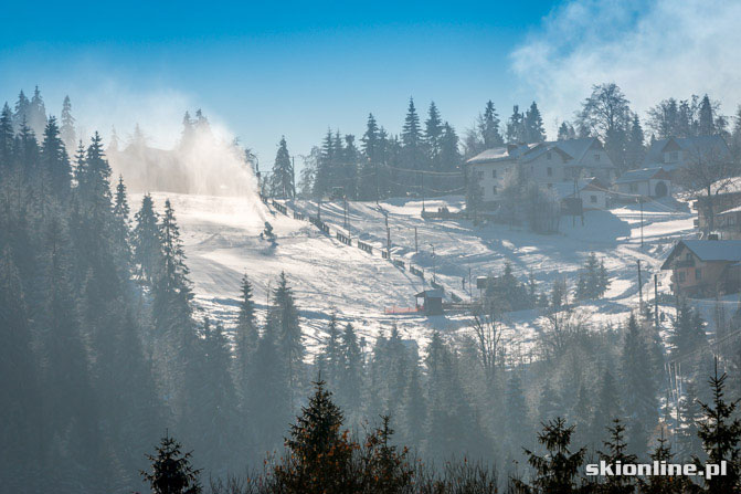 Biały Krzyż ruszył pierwszy fot. J.Ciszak/skionline.pl Biały Krzyż ruszył pierwszy fot. J.Ciszak/skionline.pl